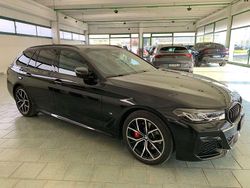 Nero Usata 2024 BMW 520 M Sport Station wagon | 50.000 € (Molto cara)