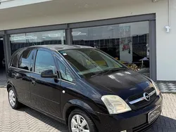 Nero Usata 2005 Opel Meriva Cosmo Monovolume | 1450 € (Buon prezzo)