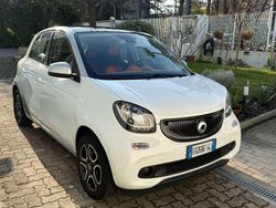 Bianco Usata 2015 Smart ForFour Passion Due volumi | 8990 € (Buon prezzo)