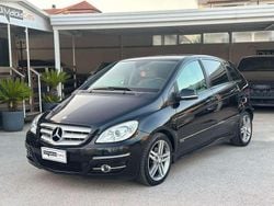 Nero Usata 2010 Mercedes B200 Premium Monovolume | 3690 € (Buon prezzo)