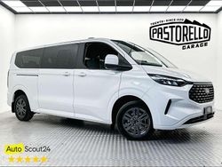 Bianco Nuova 2025 Ford Tourneo Titanium Monovolume | 48.800 € (Molto cara)