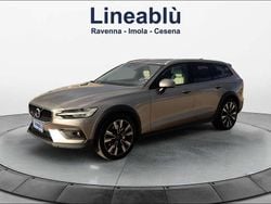 Oro Usata 2019 Volvo V60 CC Business Edition Station wagon | 22.500 € (Buon prezzo)