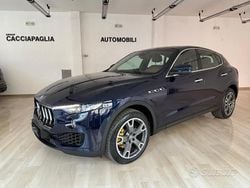 Blu Usata 2018 Maserati Levante GranLusso SUV | 30.500 € (Super prezzo)