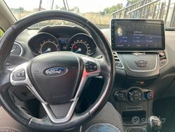 Bianco Usata 2014 Ford Fiesta Due volumi | 3900 €
