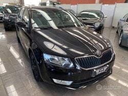 Nero Usata 2013 Skoda Octavia Elegance Station wagon | 9700 €