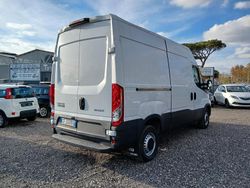 Bianco Usata 2021 Iveco Daily | 22.049 € (Super prezzo)