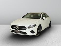 Bianco Nuova 2025 Mercedes A180 Tre volumi | 34.500 € (Ottimo prezzo)