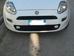 Bianco Usata 2015 Fiat Punto Furgone | 2750 € (Molto cara)