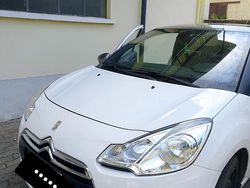 Usata 2013 DS Automobiles DS3 So Chic Due volumi | 6000 €
