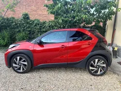 Rosso Usata 2022 Toyota Aygo Lounge Due volumi | 14.400 € (Ottimo prezzo)