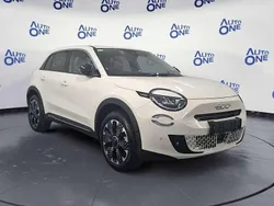 Nero Usata 2024 Fiat 600 La Prima SUV | 21.190 € (Ottimo prezzo)