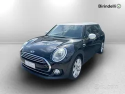 Midnight black metallizzato Usata 2017 Mini Cooper Clubman Hype Station wagon | 16.500 € (Cara)