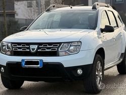 Bianco Usata 2017 Dacia Duster Black Shadow SUV | 5990 € (Ottimo prezzo)