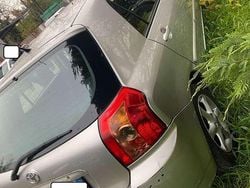 Grigio Usata 2005 Toyota Corolla Tre volumi | 1800 € (Super prezzo)