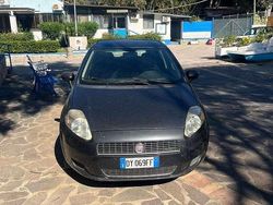Usata 2009 Fiat Grande Punto Due volumi | 3500 € (Buon prezzo)