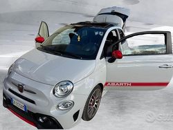 Grigio Usata 2022 Abarth 595 Tre volumi | 18.300 € (Buon prezzo)