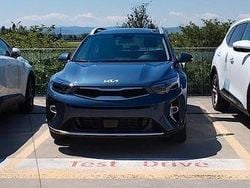 Blu Usata 2024 Kia Stonic SUV | 17.000 € (Molto cara)