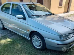 Argento Usata 2000 Alfa Romeo 146 Tre volumi | 3900 € (Molto cara)