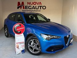 Blu Usata 2024 Alfa Romeo Stelvio Sprint SUV | 35.490 € (Buon prezzo)