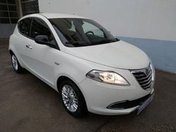 Bianco Usata 2015 Lancia Ypsilon Gold Due volumi | 6700 € (Buon prezzo)