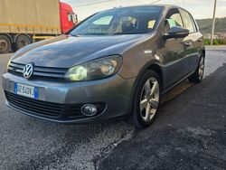 Grigio Usata 2010 VW Golf VI Tre volumi | 7500 € (Molto cara)