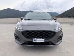 Grigio Usata 2021 Ford Kuga ST-Line X SUV | 17.499 € (Buon prezzo)
