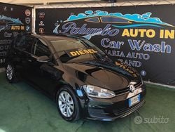 Nero Usata 2013 VW Golf Trendline Tre volumi | 7999 € (Ottimo prezzo)