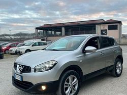 Grigio Usata 2010 Nissan Qashqai SUV | 4700 € (Buon prezzo)