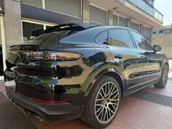 Other Usata 2022 Porsche Cayenne Platinum Edition SUV | 89.500 € (Buon prezzo)