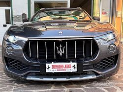 Grigio Usata 2018 Maserati Levante SUV | 40.500 € (Buon prezzo)