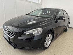 Nero (019) Usata 2015 Volvo V40 Station wagon | 11.850 € (Molto cara)