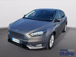 Magnetic grey Usata 2015 Ford Focus Titanium Tre volumi | 9900 € (Buon prezzo)