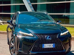 Usata 2021 Lexus UX Sport Line SUV | 28.000 € (Molto cara)