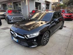 Nero Usata 2019 Mercedes A180 Tre volumi | 16.500 € (Super prezzo)