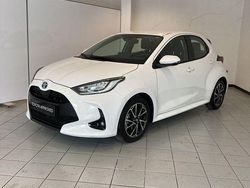 Bianco Usata 2021 Toyota Yaris Hybrid Trend Tre volumi | 18.500 € (Cara)