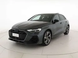 Grigio daytona perlato Nuova 2025 Audi S3 Sport Tre volumi | 62.100 € (Buon prezzo)