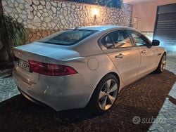 Bianco Usata 2016 Jaguar XE Tre volumi | 16.000 € (Cara)