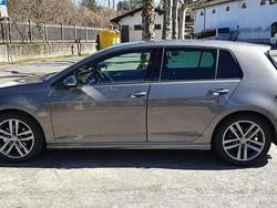 Grigio Usata 2017 VW Golf R-line Tre volumi | 20.000 € (Buon prezzo)