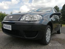 Grigio Usata 2009 Fiat Punto Active Due volumi | 5200 € (Molto cara)