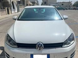 Bianco Usata 2015 VW Golf VII Tre volumi | 8500 € (Buon prezzo)