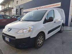 Bianco Usata 2012 Peugeot Partner Comfort Monovolume | 7900 € (Molto cara)