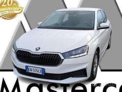 Bianco Usata 2023 Skoda Fabia Ambition Tre volumi | 11.900 € (Buon prezzo)