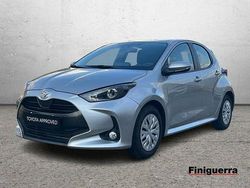 Altro Usata 2022 Toyota Yaris Active Tre volumi | 16.000 € (Buon prezzo)