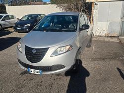 Usata 2015 Lancia Ypsilon Due volumi | 6500 €