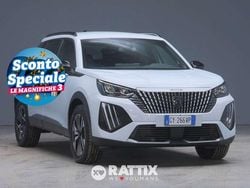 Bianco okenite met Usata 2025 Peugeot 2008 Allure SUV | 17.000 € (Buon prezzo)