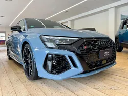 Grigio Usata 2023 Audi RS3 Sportback Sport Due volumi | 54.900 € (Ottimo prezzo)