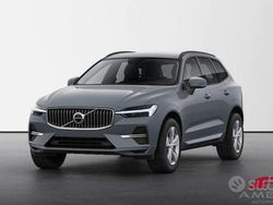 Grigio metallizzato Usata 2023 Volvo XC60 SUV | 48.002 € (Molto cara)