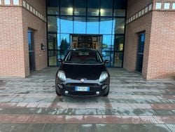 Nero Usata 2012 Fiat Punto Evo Dynamic Due volumi | 2300 € (Buon prezzo)