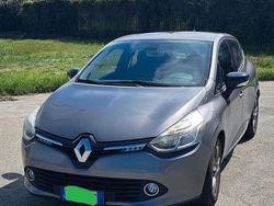 Grigio Usata 2013 Renault Clio IV Tre volumi | 5500 € (Super prezzo)