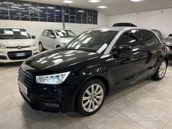 Nero Usata 2016 Audi A1 Ambiente Tre volumi | 9750 € (Buon prezzo)